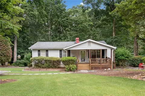 307 Little Hickory Ln, Woodstock, GA 30189