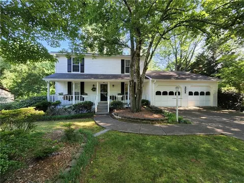 3054 Whisper Knob Rd, Marietta, GA 30062