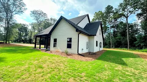 Exterior - 90 Ayers Rd, Bowdon, GA 30108 photo 7 of 18