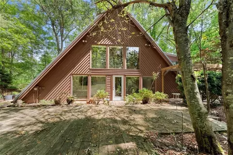147 River Ridge Rd N, Dahlonega, GA 30533
