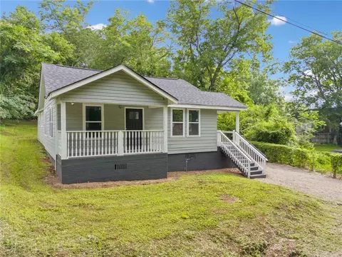 302 Wright St NE, Rome, GA 30161