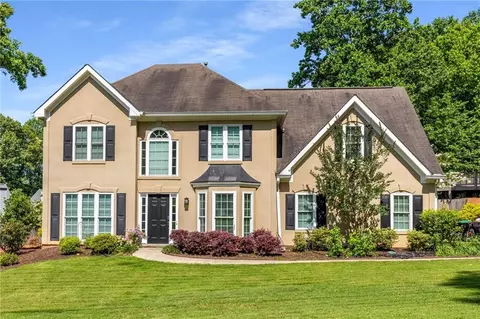 4913 Farm Valley Dr NE, Woodstock, GA 30188