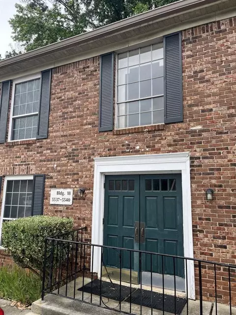 5540 Kingsport Dr NE #18, Atlanta, GA 30342