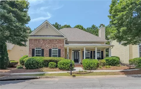 557 Pringle Dr, Suwanee, GA 30024