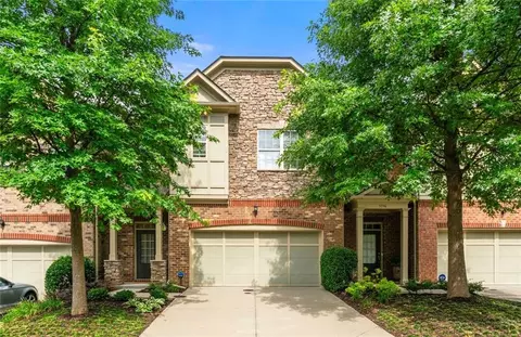 5534 Parkerton Ln, Sandy Springs, GA 30342