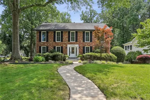 100 Spring Ridge Ct, Roswell, GA 30076