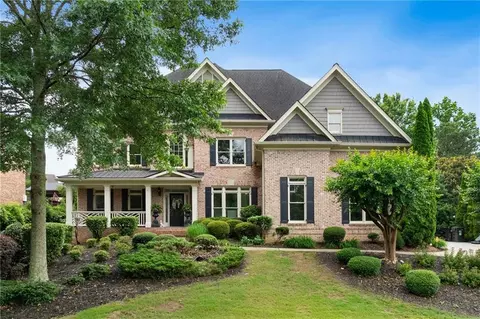 2430 Flat Stone Dr, Cumming, GA 30041