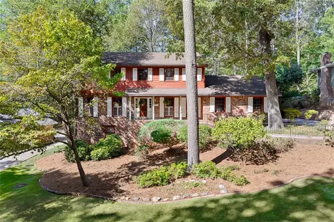 4098 Nancy Creek Way NE, Atlanta, GA 30319
