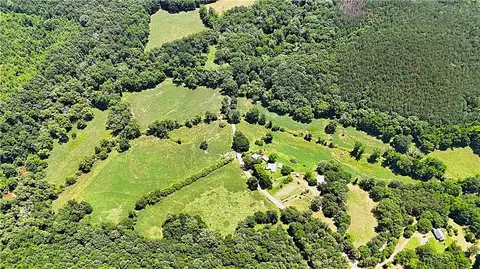 400 Kelley Rd, Tallapoosa, GA 30176