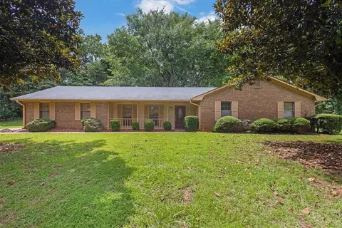 326 Acaro Ct, Ellenwood, GA 30294