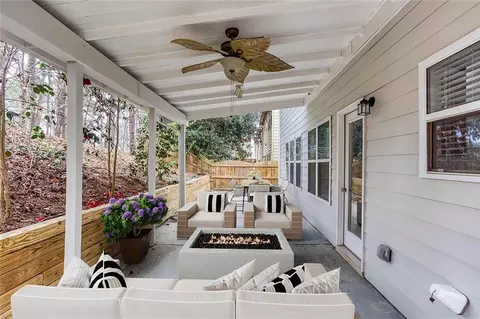 264 Ascott Ln, Woodstock, GA 30189