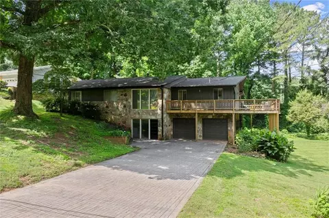 2600 Sandpiper Dr, Tucker, GA 30084