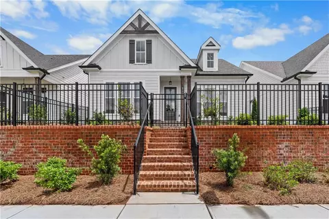 513 Godfrey Dr, Cumming, GA 30040