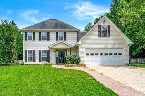 3227 Ivy Lake Ct, Buford, GA 30519