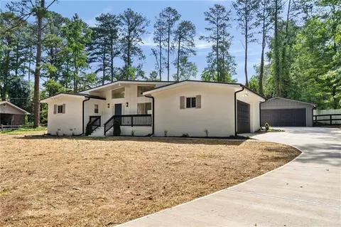974 Clydesdale Dr, Marietta, GA 30062