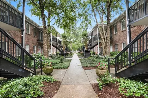 3675 Peachtree Rd NE #24, Atlanta, GA 30319