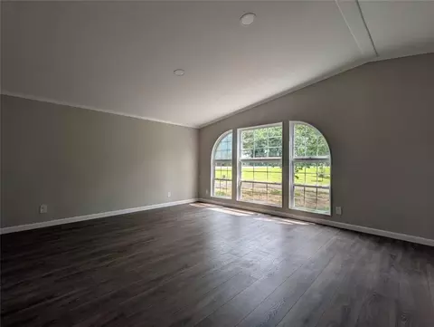 Living - 732 Five Points Rd, Buchanan, GA 30113 photo 7 of 8
