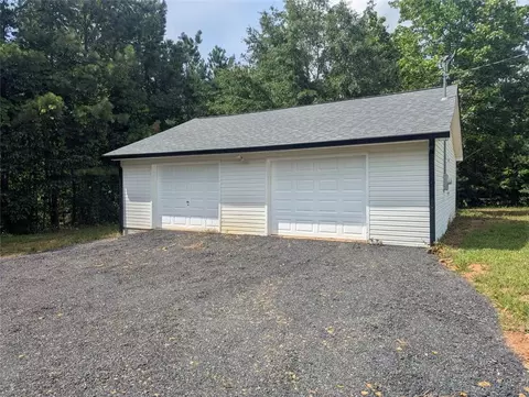 Exterior - 732 Five Points Rd, Buchanan, GA 30113 photo 4 of 7