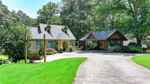 16225 Hopewell Rd, Alpharetta, GA 30004