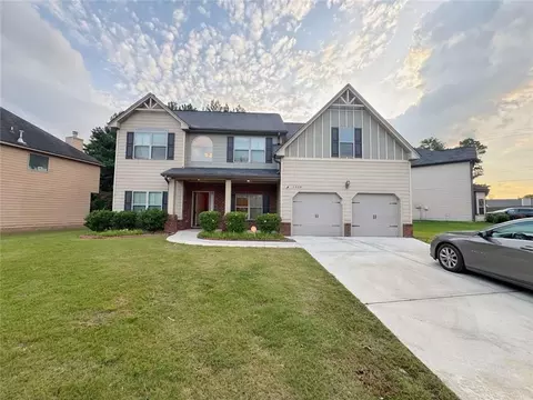 3429 Lake End Dr, Loganville, GA 30052