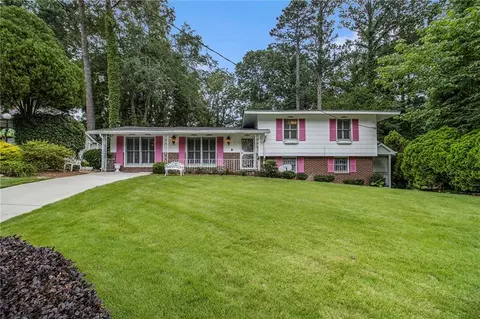 2983 Peek Rd NW, Atlanta, GA 30318