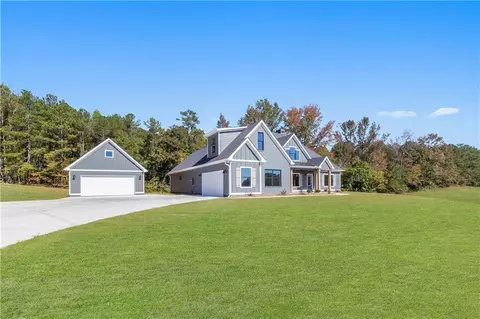 101 Red Oak Ln, Carrollton, GA 30116