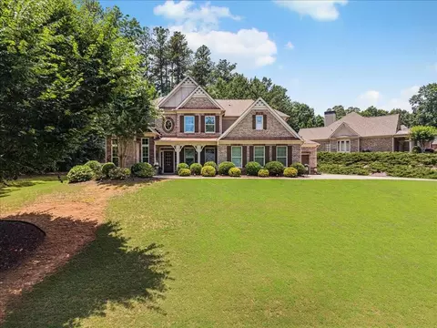 3315 High Noontide Way NW, Acworth, GA 30101