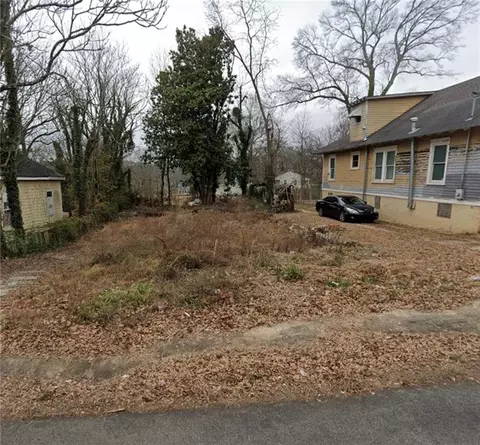 396 Andrew J Hairston Pl, Atlanta, GA 30314