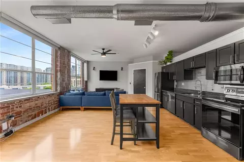 800 Peachtree St NE #8612, Atlanta, GA 30308