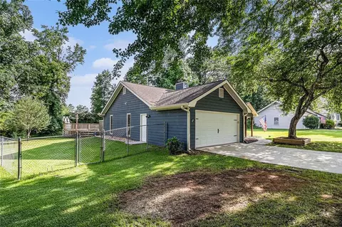 Exterior - 50 Blackberry Ln, Covington, GA 30016 photo 3 of 7