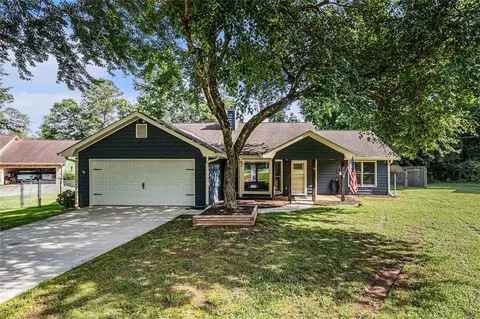 50 Blackberry Ln, Covington, GA 30016