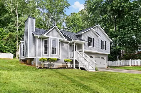 248 Freestone Ln, Dallas, GA 30132