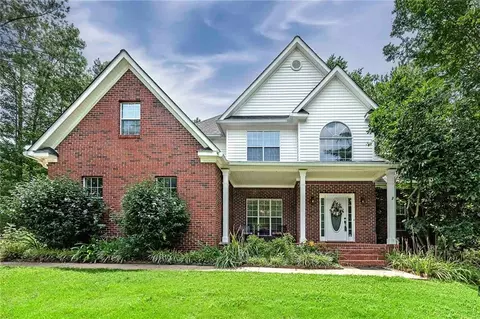 90 Barrington Grange Dr, Sharpsburg, GA 30277