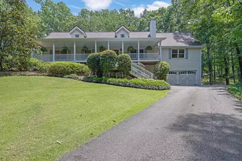 2095 Honeysuckle Dr, Cumming, GA 30040