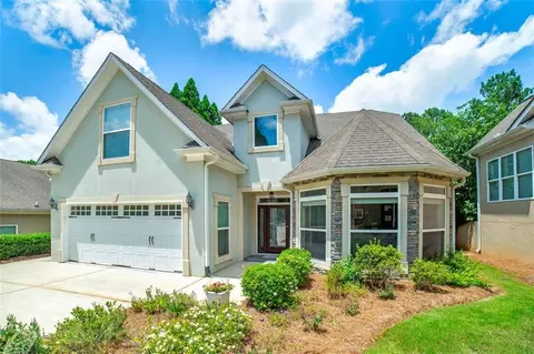 825 Chalet Hls, Mcdonough, GA 30253