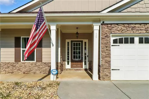 18 Penfield Dr, Cartersville, GA 30120
