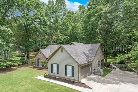 2105 Huntington Hills Trce, Buford, GA 30519