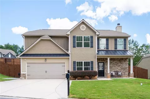 811 Stable View Loop, Dallas, GA 30132