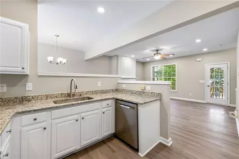 213 Riverstone Commons Cir, Canton, GA 30114 photo 8