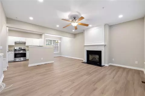 213 Riverstone Commons Cir, Canton, GA 30114 photo 9