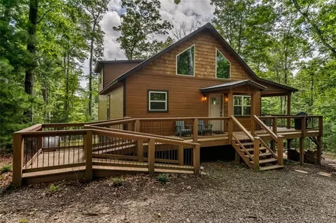 68 Whispering Hawk Ct, Morganton, GA 30560