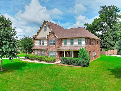 2458 Brook Park Trl, Snellville, GA 30078