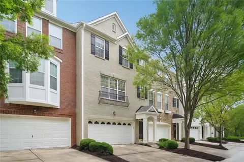 11302 Musette Cir, Alpharetta, GA 30009