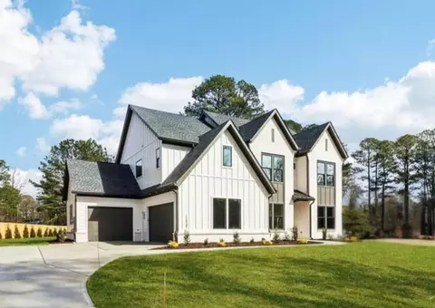 3735 Tamiami Trl, Cumming, GA 30041