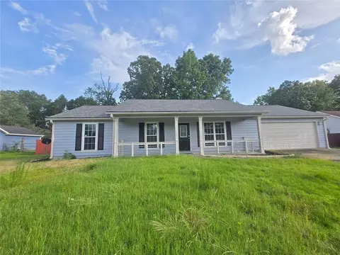 563 Fieldgreen Dr, Jonesboro, GA 30238