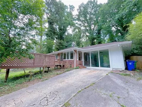 4103 Indian Creek Cir, Stone Mountain, GA 30083