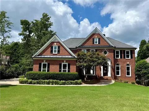 390 Wilde Green Dr, Roswell, GA 30075