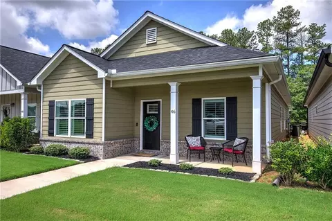 46 Courtyard Ln, Cartersville, GA 30120