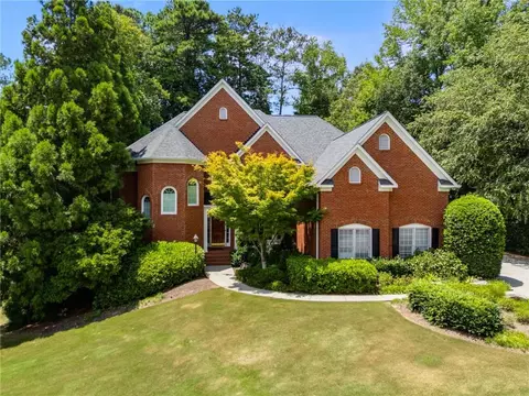 800 Spalding Heights Dr, Atlanta, GA 30350