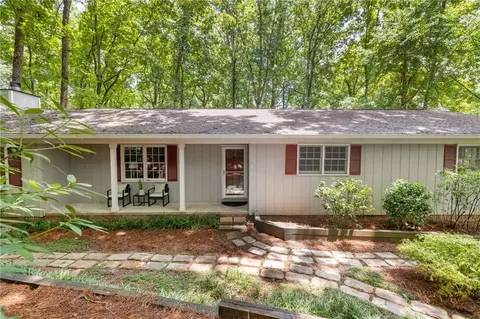 2880 Foothill Trl, Marietta, GA 30066